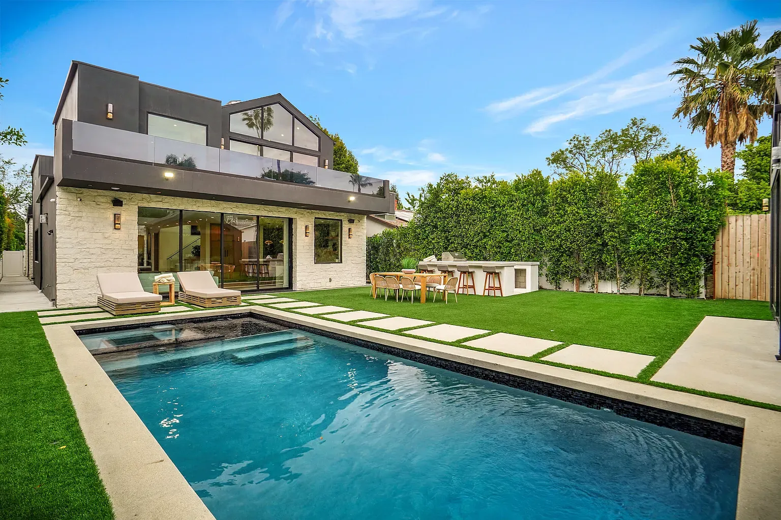 15602 Morrison St — sleek modern estate in Sherman Oaks with resort backyard