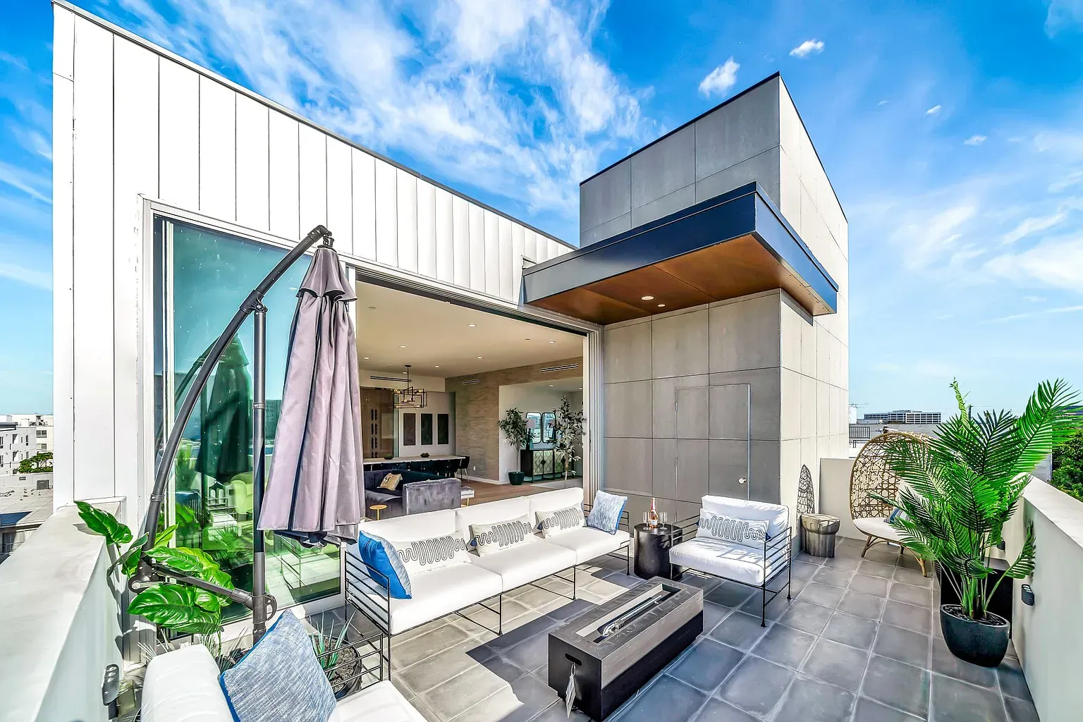 124 S Croft Ave — modern Beverly Grove penthouse exterior at twilight